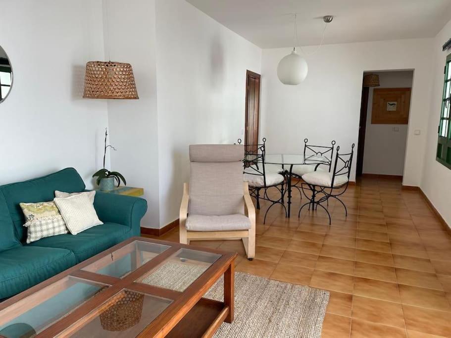 Apartamento Amura En Playa De Las Cucharas Costa Teguise Kültér fotó